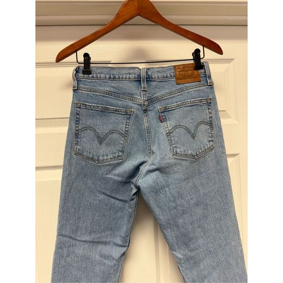 Levi’s Wedgie Straight Frayed Hem Button Fly Jeans sz 28 EUC - Picture 5 of 7